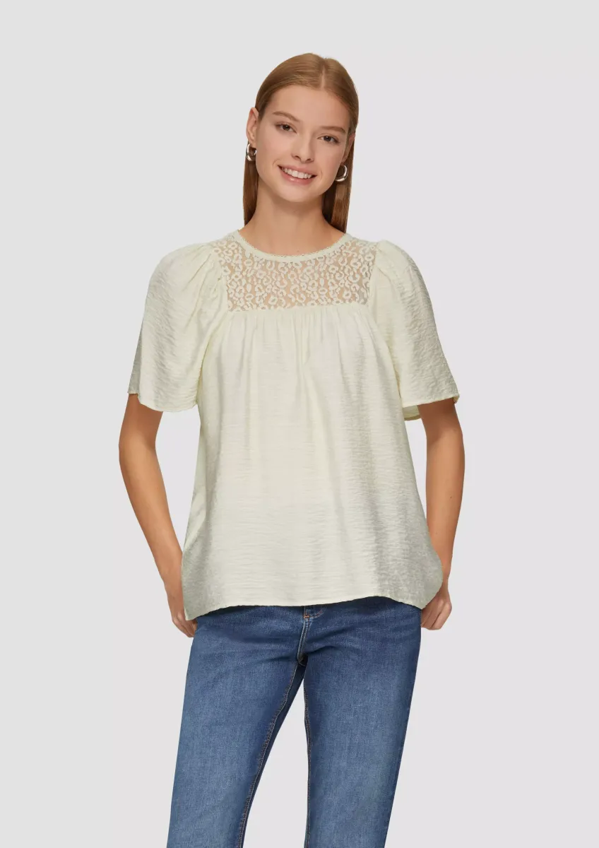 Bluse mit Leo-Spitze