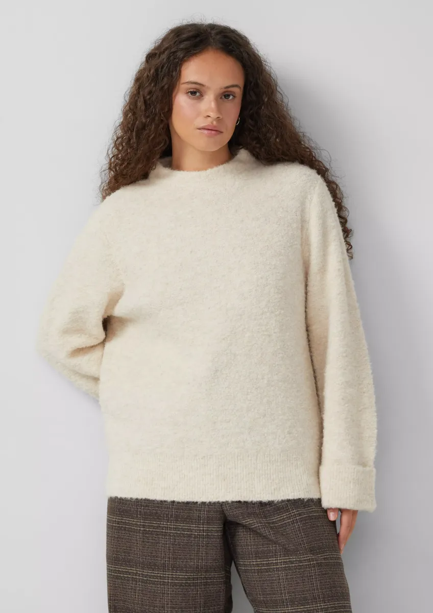 Boucle Pullover mit Stehkragen