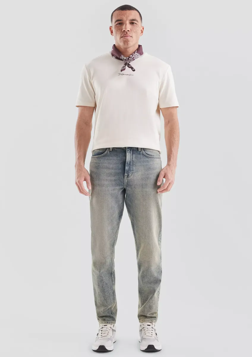 Devon / Relaxed Fit / Mid Rise / Tapered Leg
