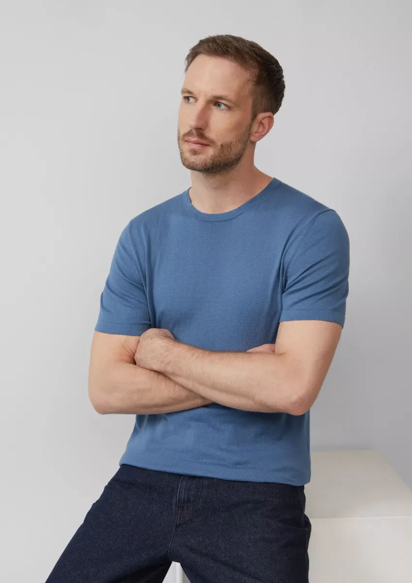 Gestricktes T-Shirt aus Baumwoll-Seidenmix