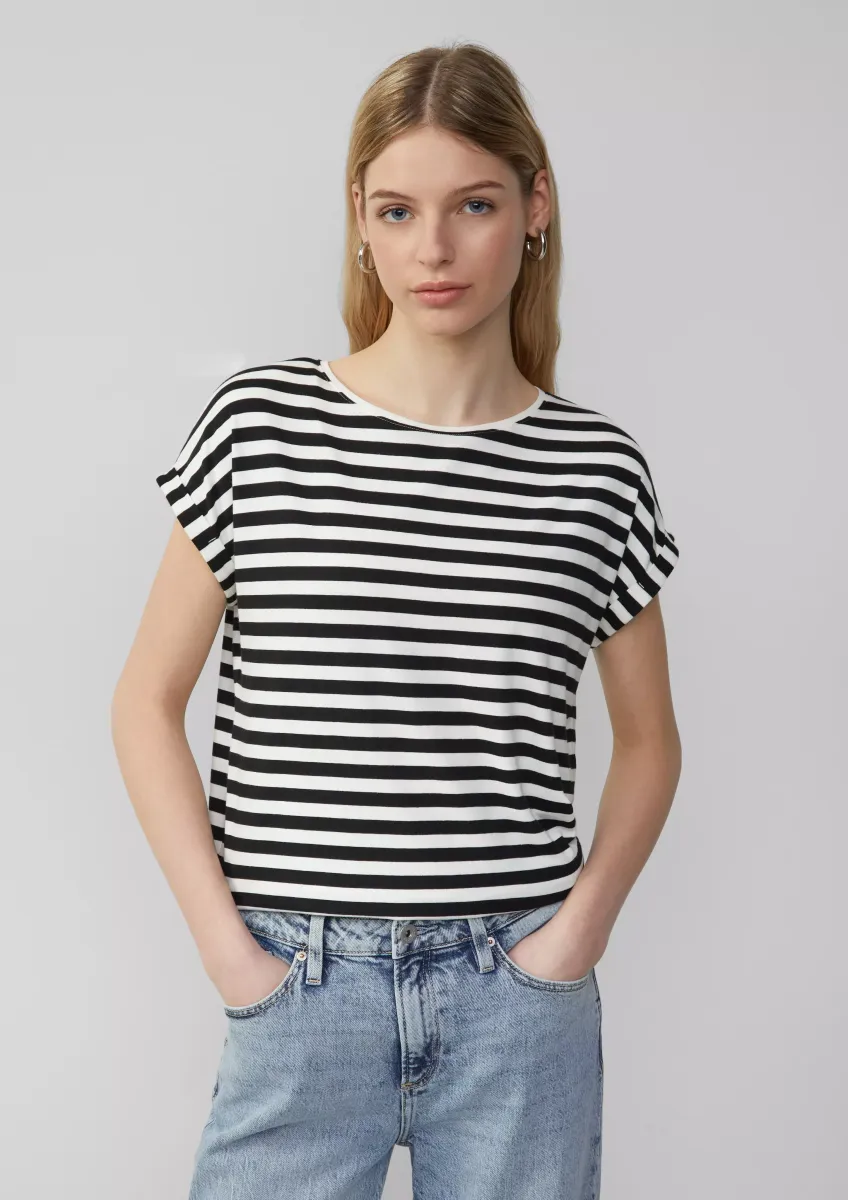 Locker geschnittenes T-Shirt aus Modalmix