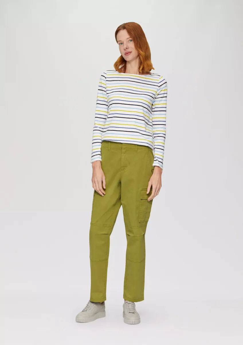 Lässige Cargohose mit Nahtdetails