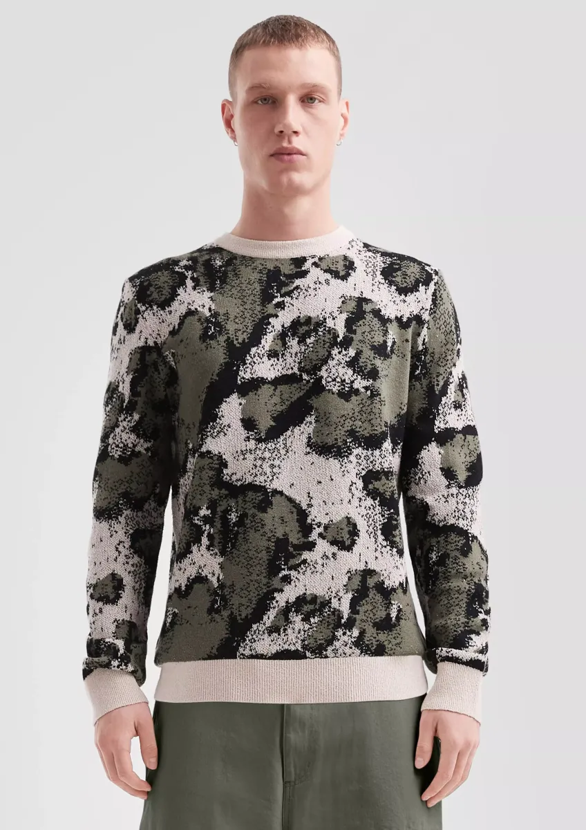 Pullover mit Camouflagemuster