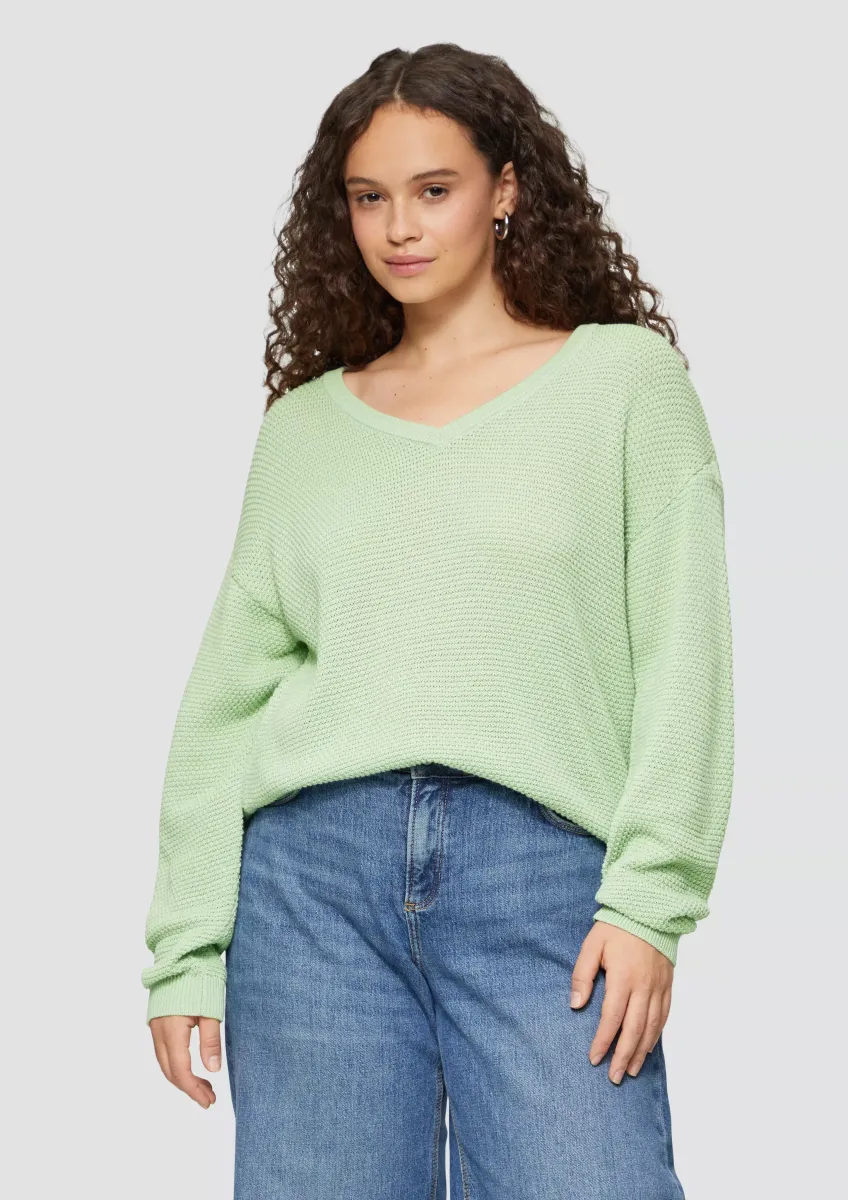 Pullover mit Strukturmuster und V-Ausschnitt