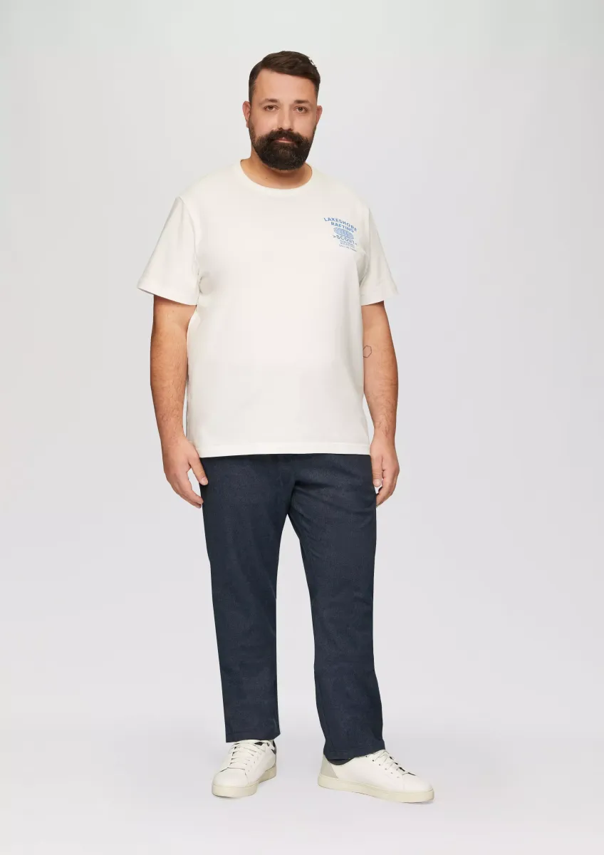 Regular: Chino mit Webstruktur