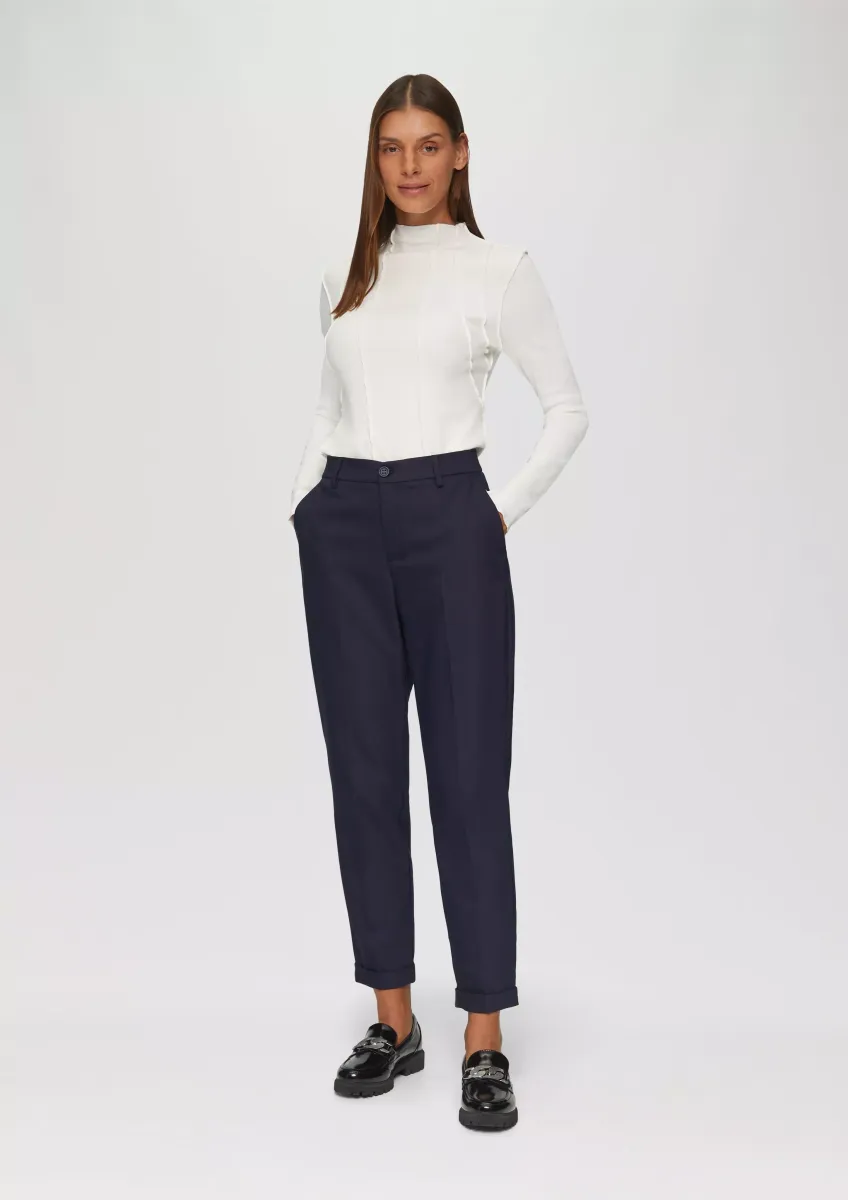 Schmal geschnittene Cigarette Pants