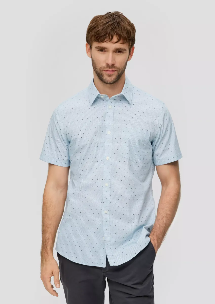 Slim Fit: Kurzarmhemd mit aufgesetzter Tasche