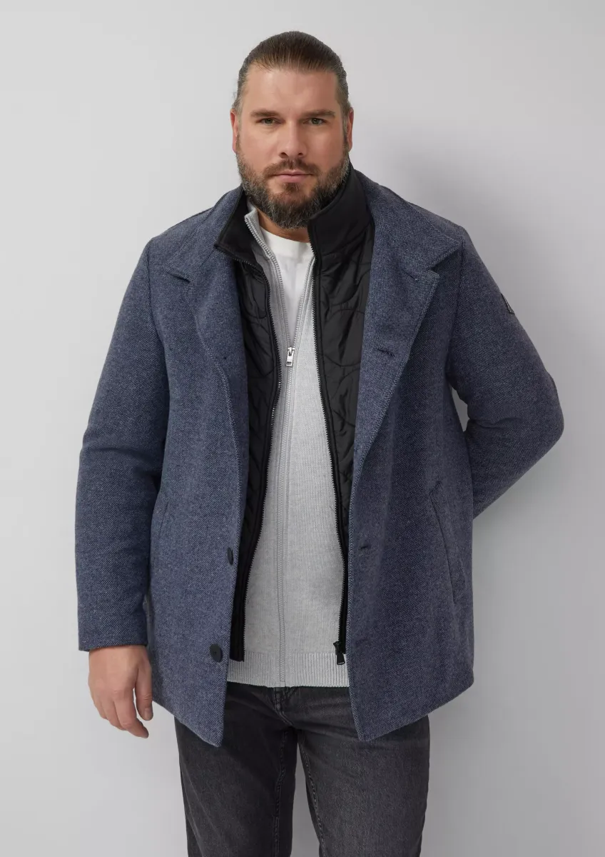 Strukturierter Mantel mit Wolle und fixiertem Insert