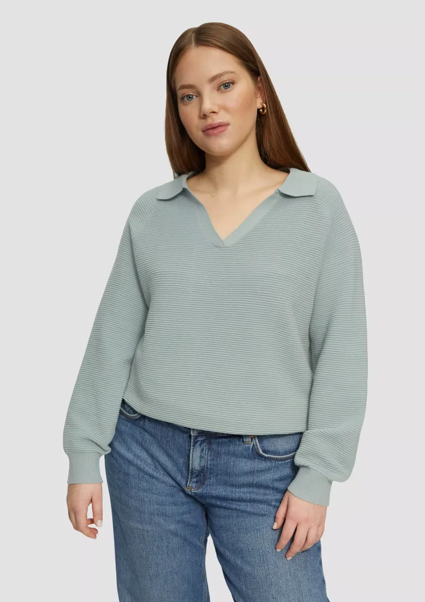 Strukturierter Pullover mit Polokragen