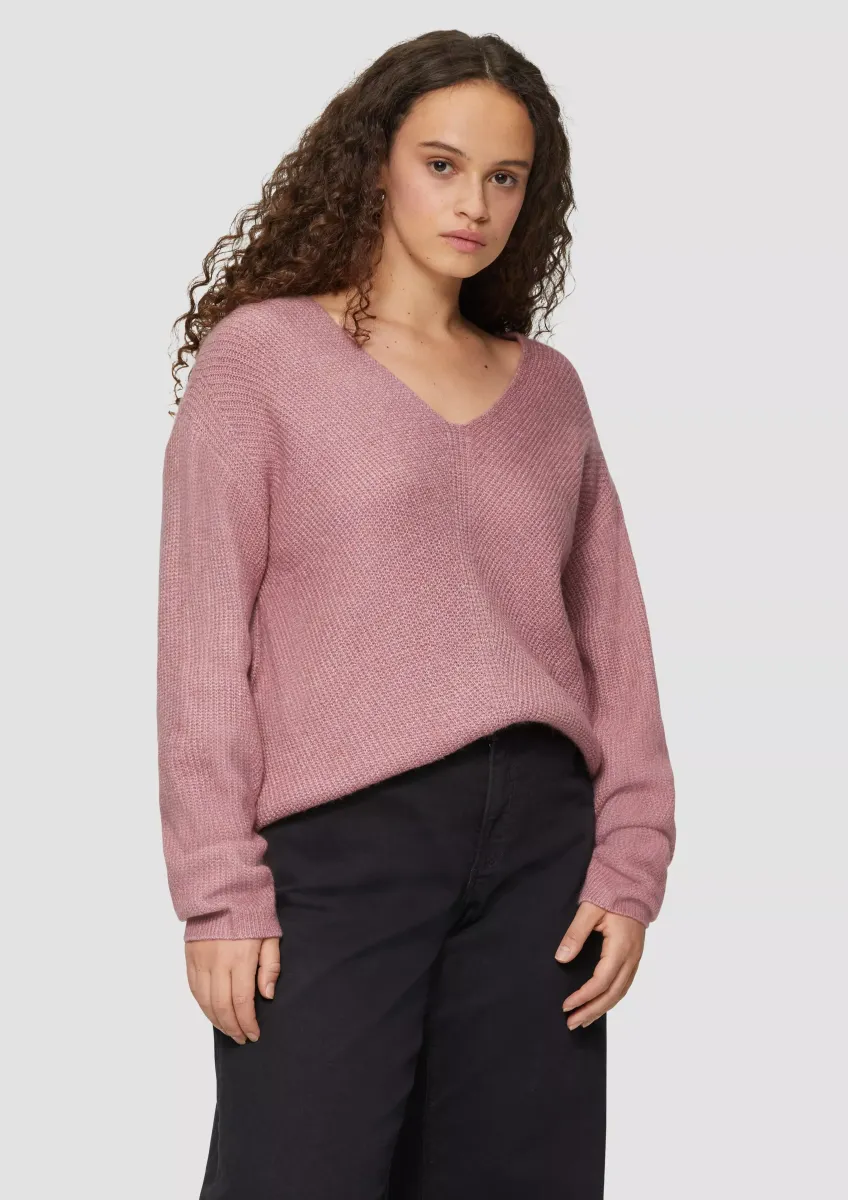 Weicher Pullover mit Rippstruktur