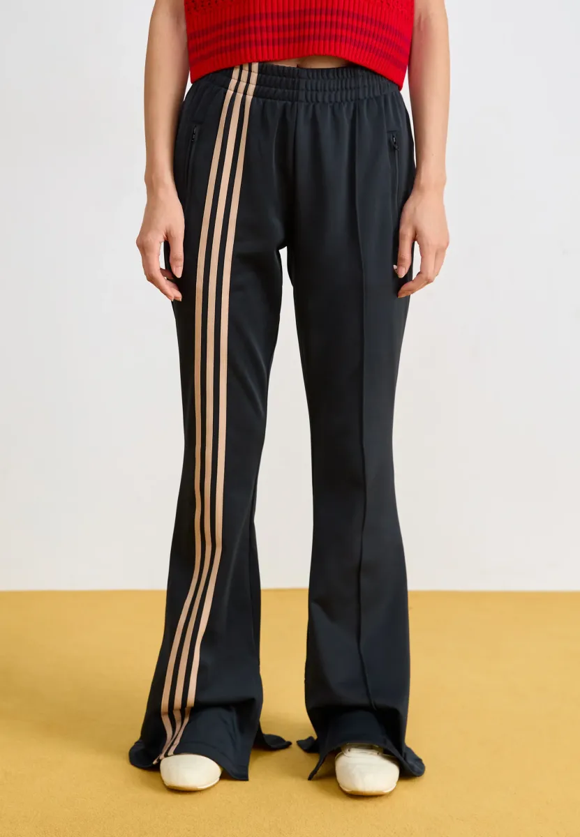 3-STRIPES FLARED FIREBIRD TRACK PANTS - Jogginghose - black