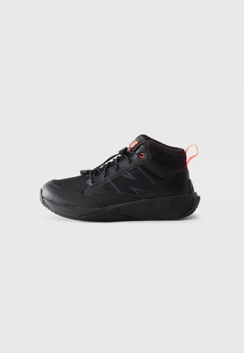 800 UNISEX - Sneaker low - black
