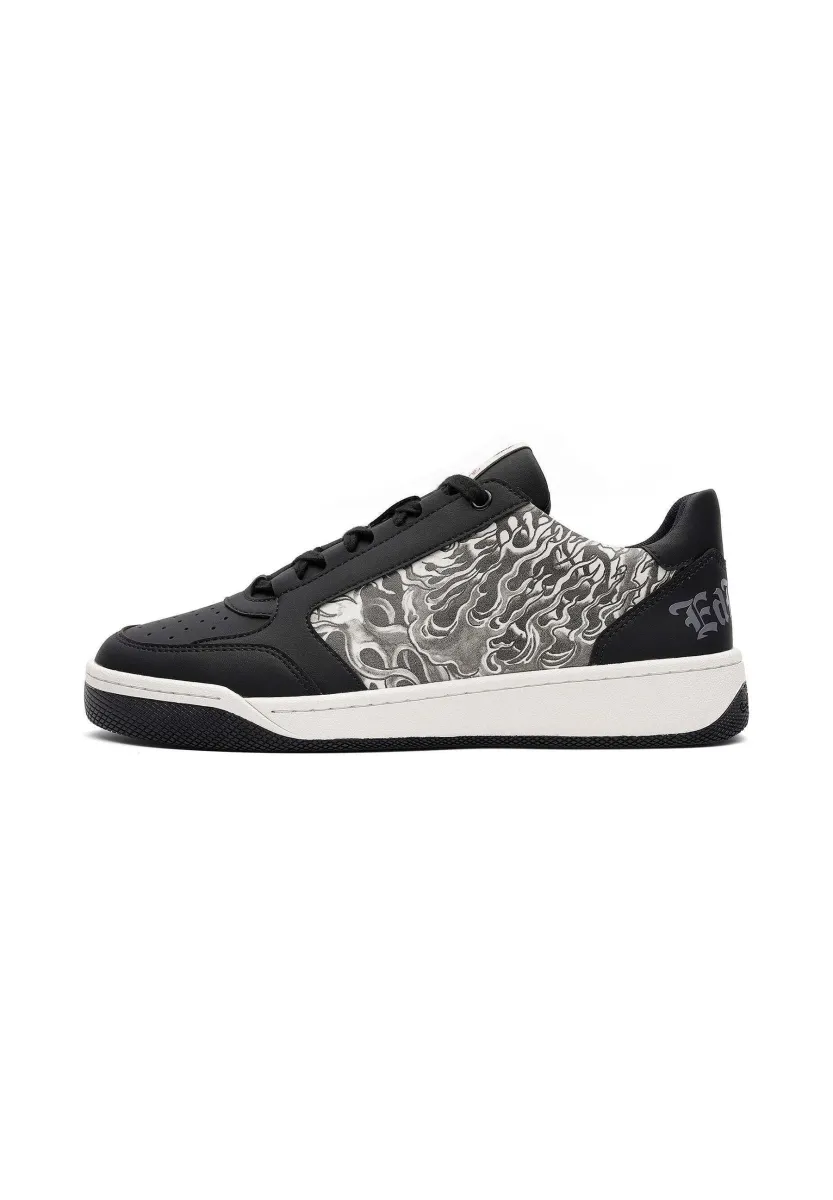 ACE LOW - FLAMES - Sneaker low - black/white