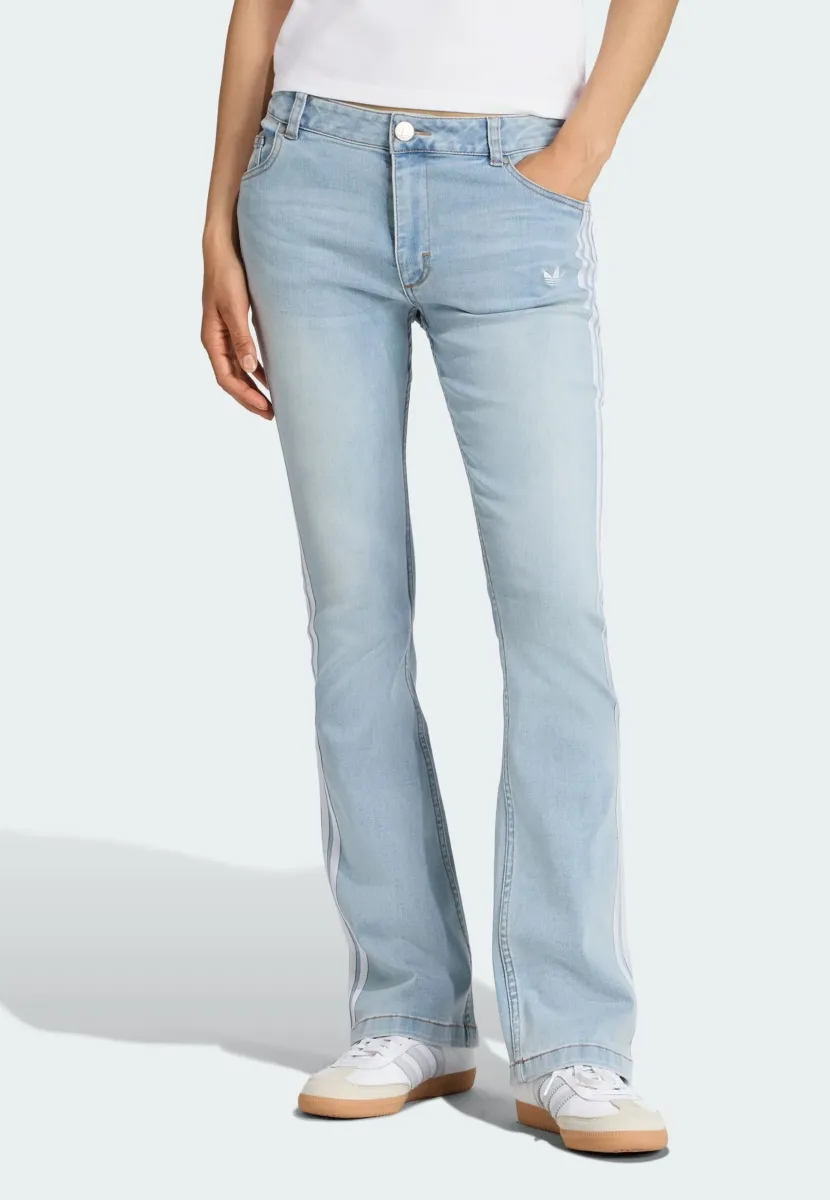 ADILENIUM SEASON 4 TEAMGEIST  - Jeans Bootcut - light blue