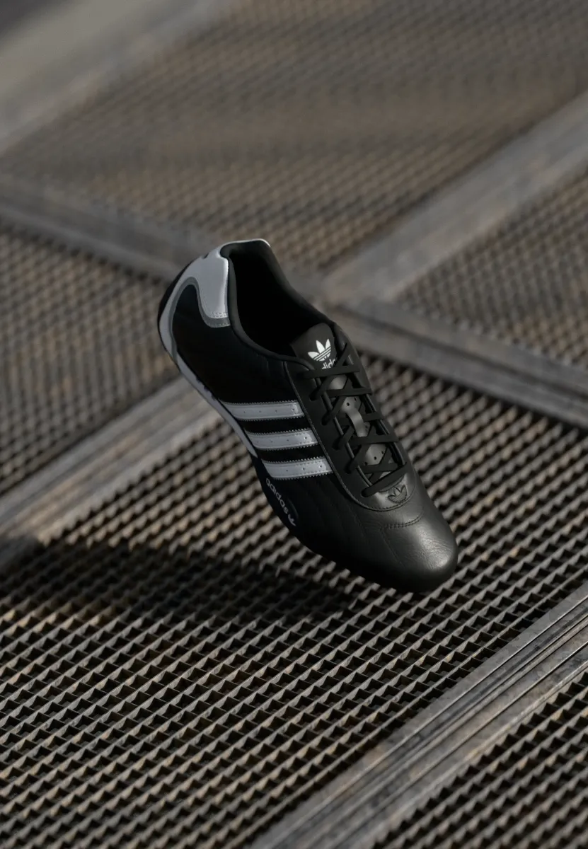 ADIRACER LO UNISEX - Sneaker low - core black/footwear white