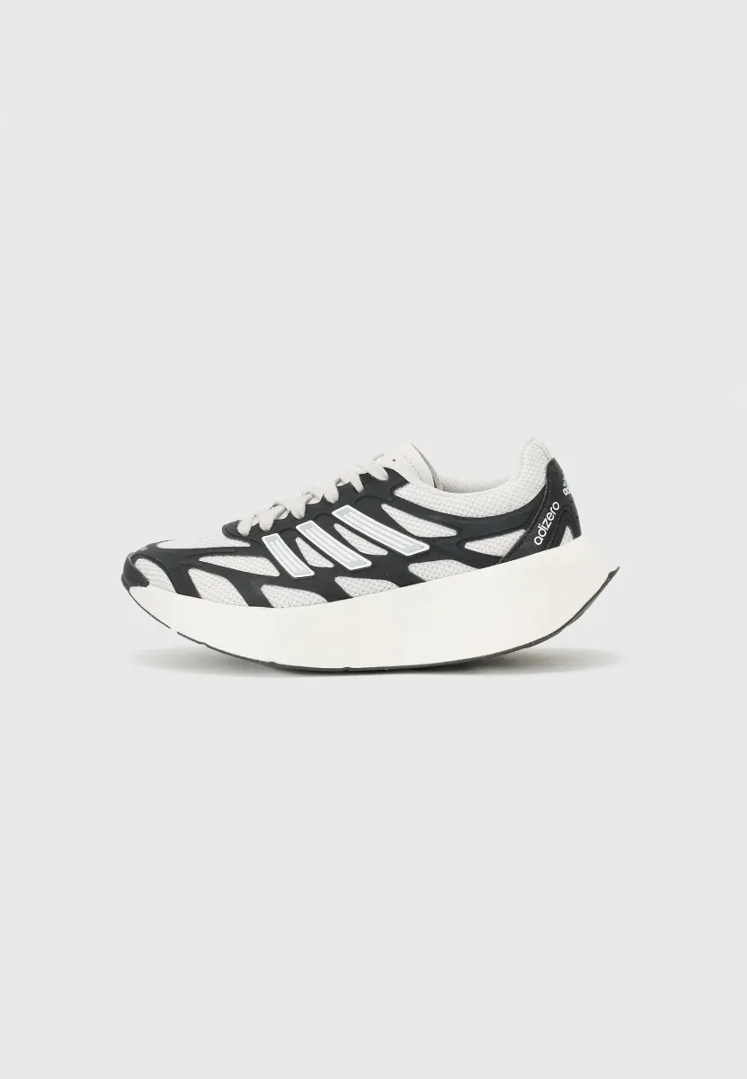 ADIZERO ARUKU UNISEX - Sneaker low - core black/white/grey one