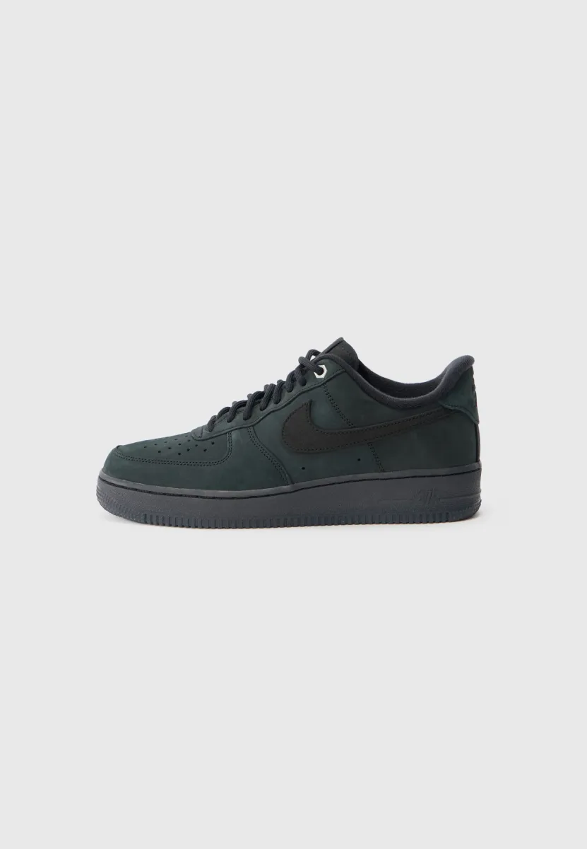 AIR FORCE 1 07 - Sneaker low - black