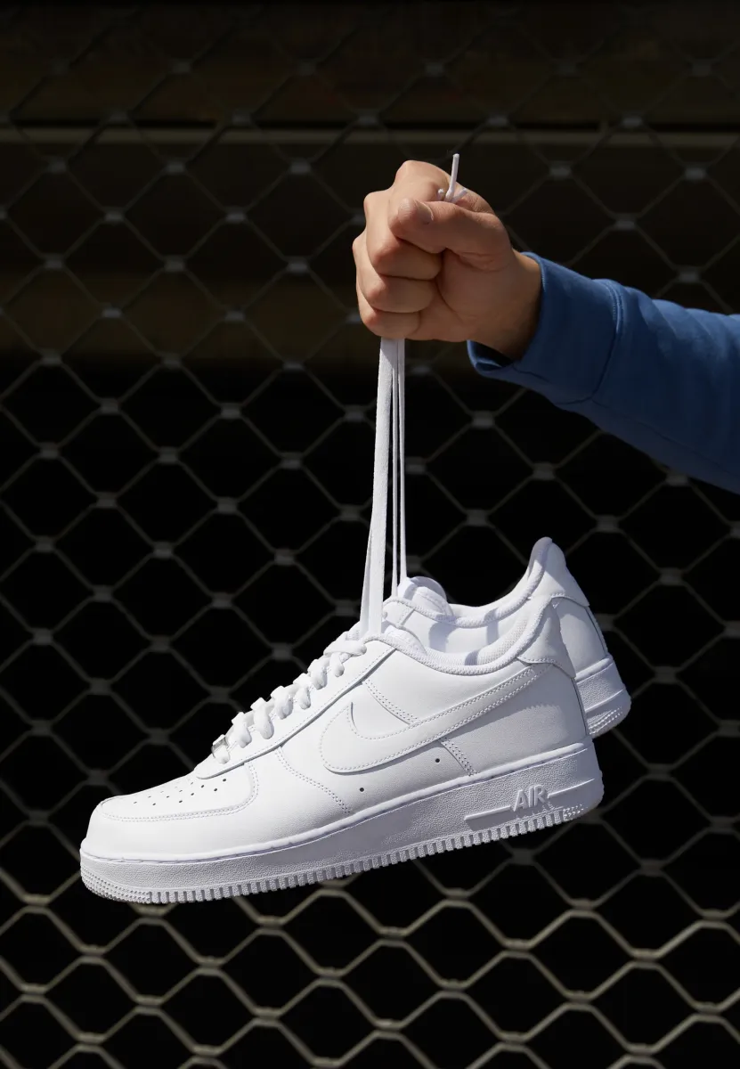 AIR FORCE 1 07 - Sneaker low - white