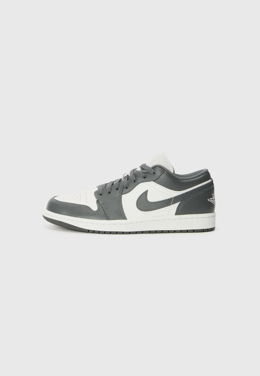 AIR JORDAN 1 - Sneaker low - iron grey/summit white