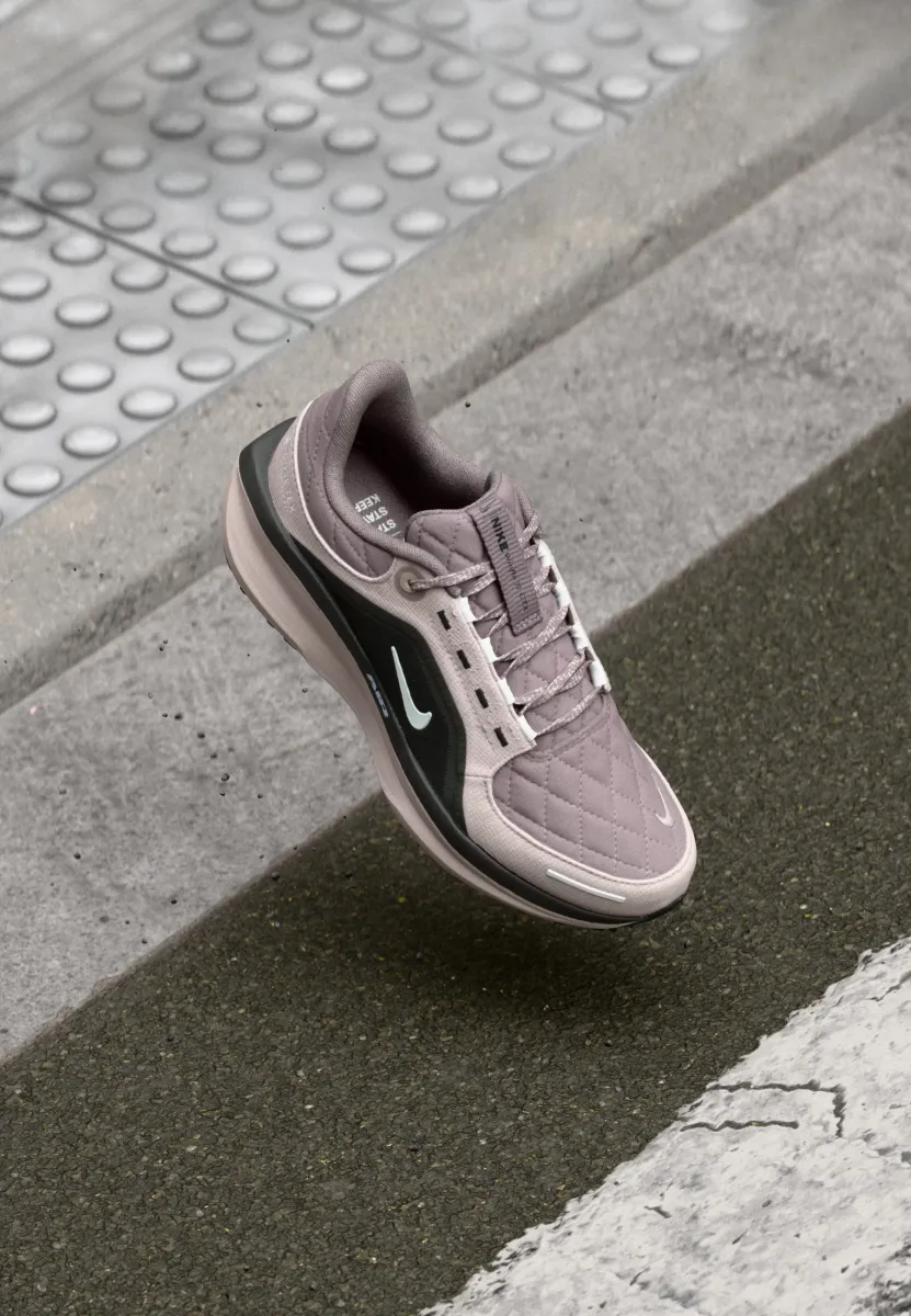 AIR WINFLO 11 - Laufschuh Straße - taupe grey/white/platinum-coloured violet/black