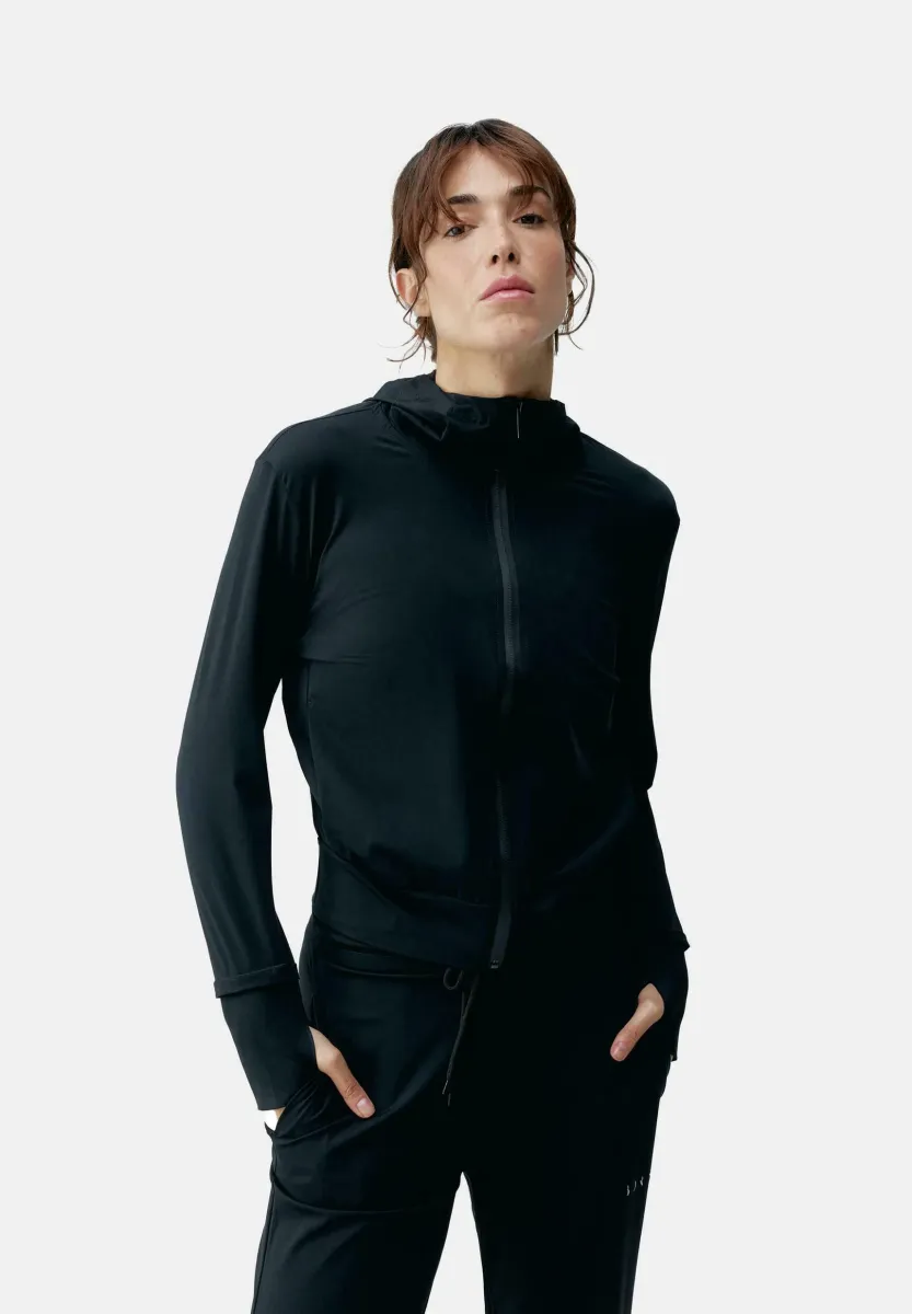 AIRLA - Leichte Jacke - black
