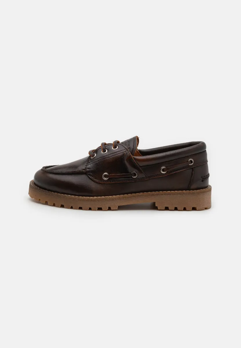 ALVINA - Bootsschuh - brown