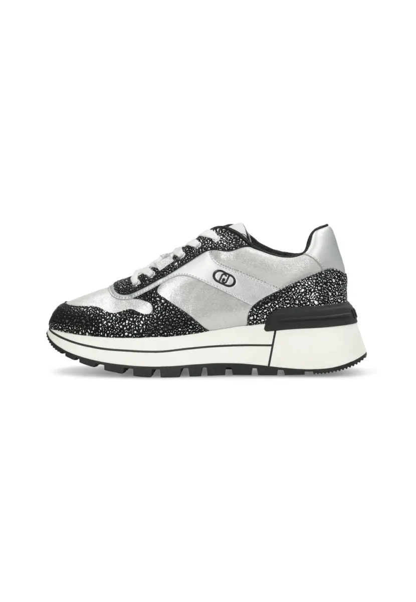 AMAZING 38 - Sneaker low - black