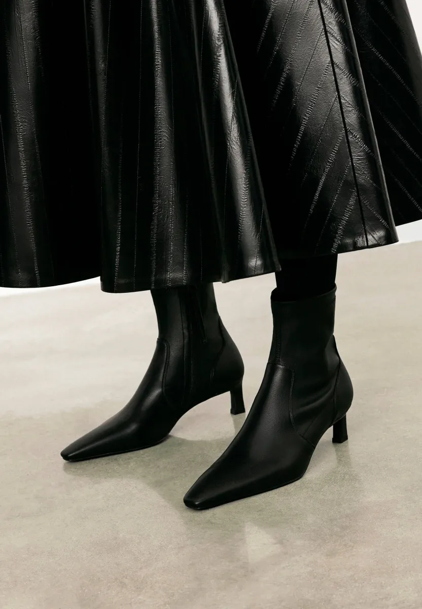ANANIE - Stiefelette - black
