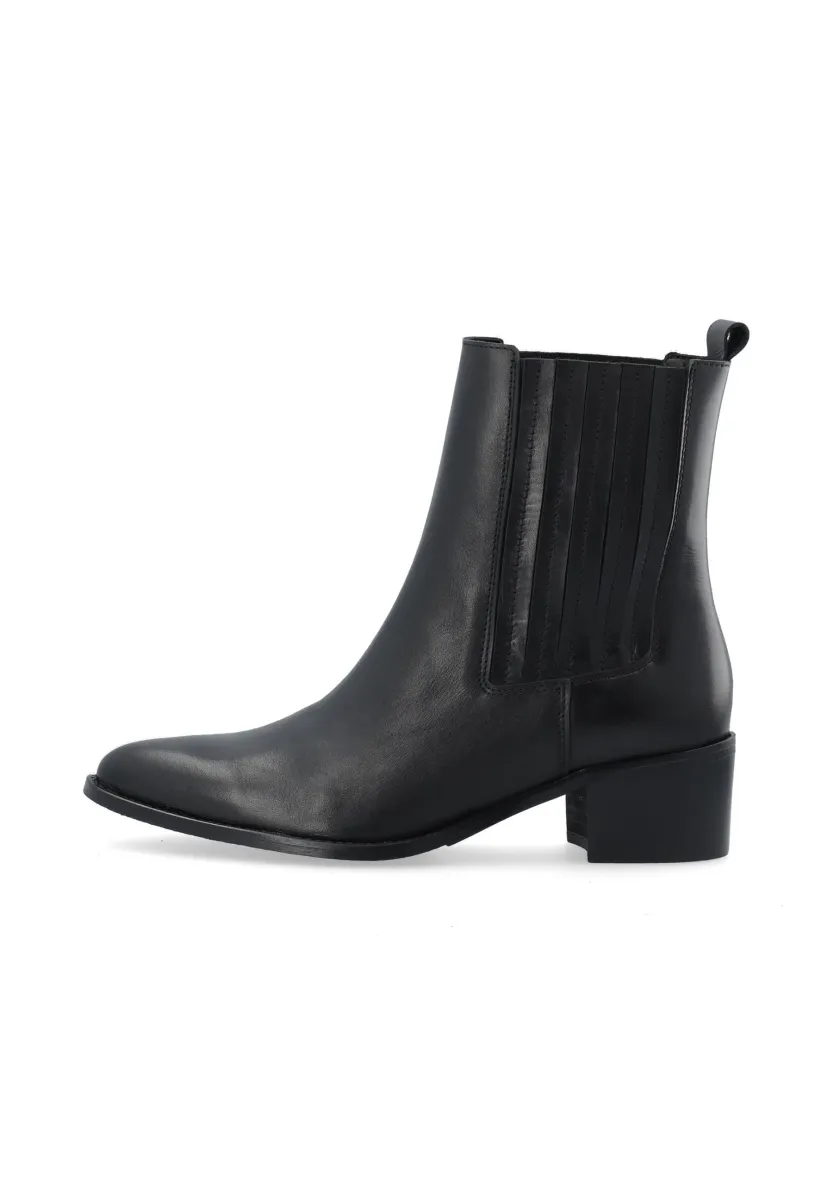 Ankle Boot - black