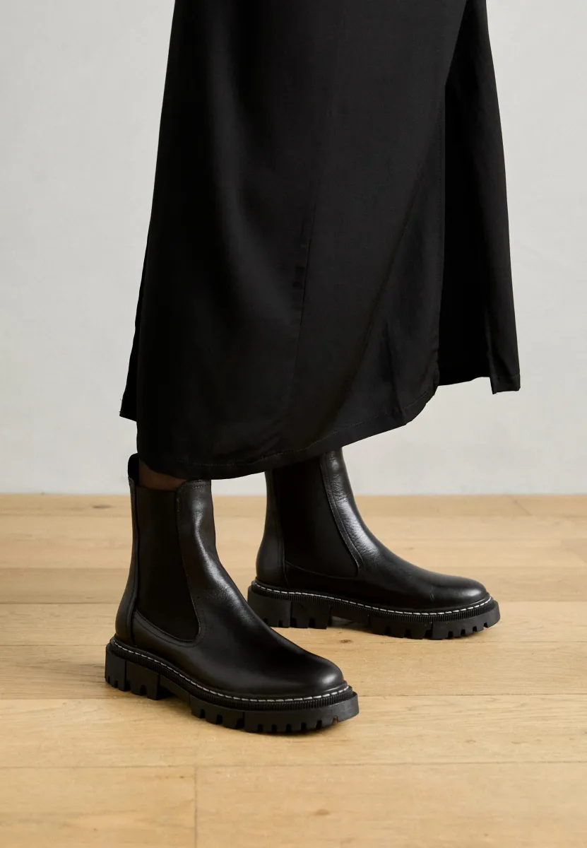 Ankle Boot - black