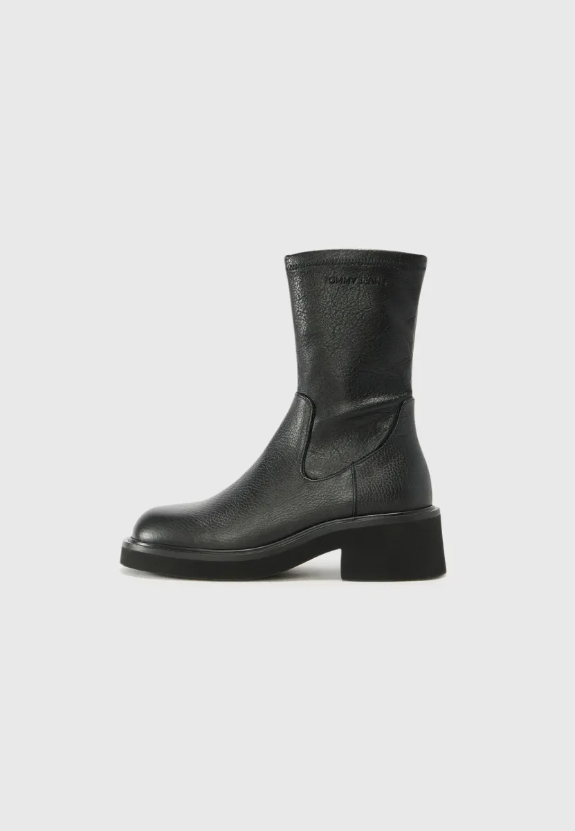 Ankle Boot - black