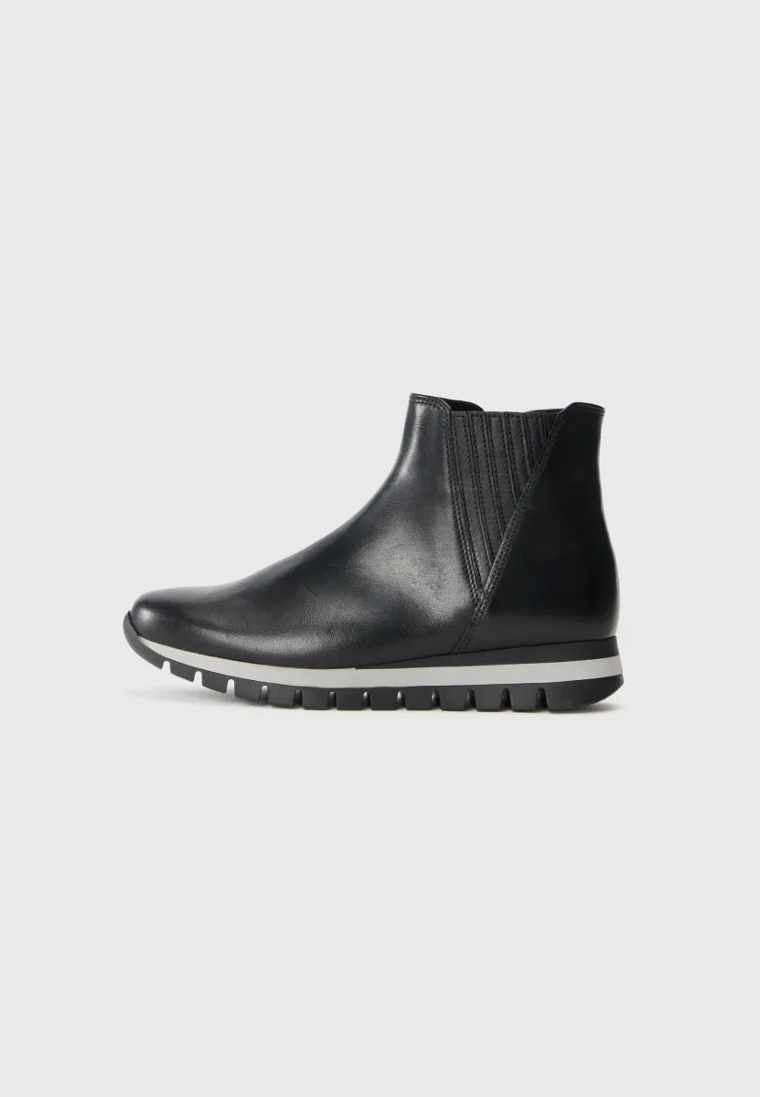 Ankle Boot - black