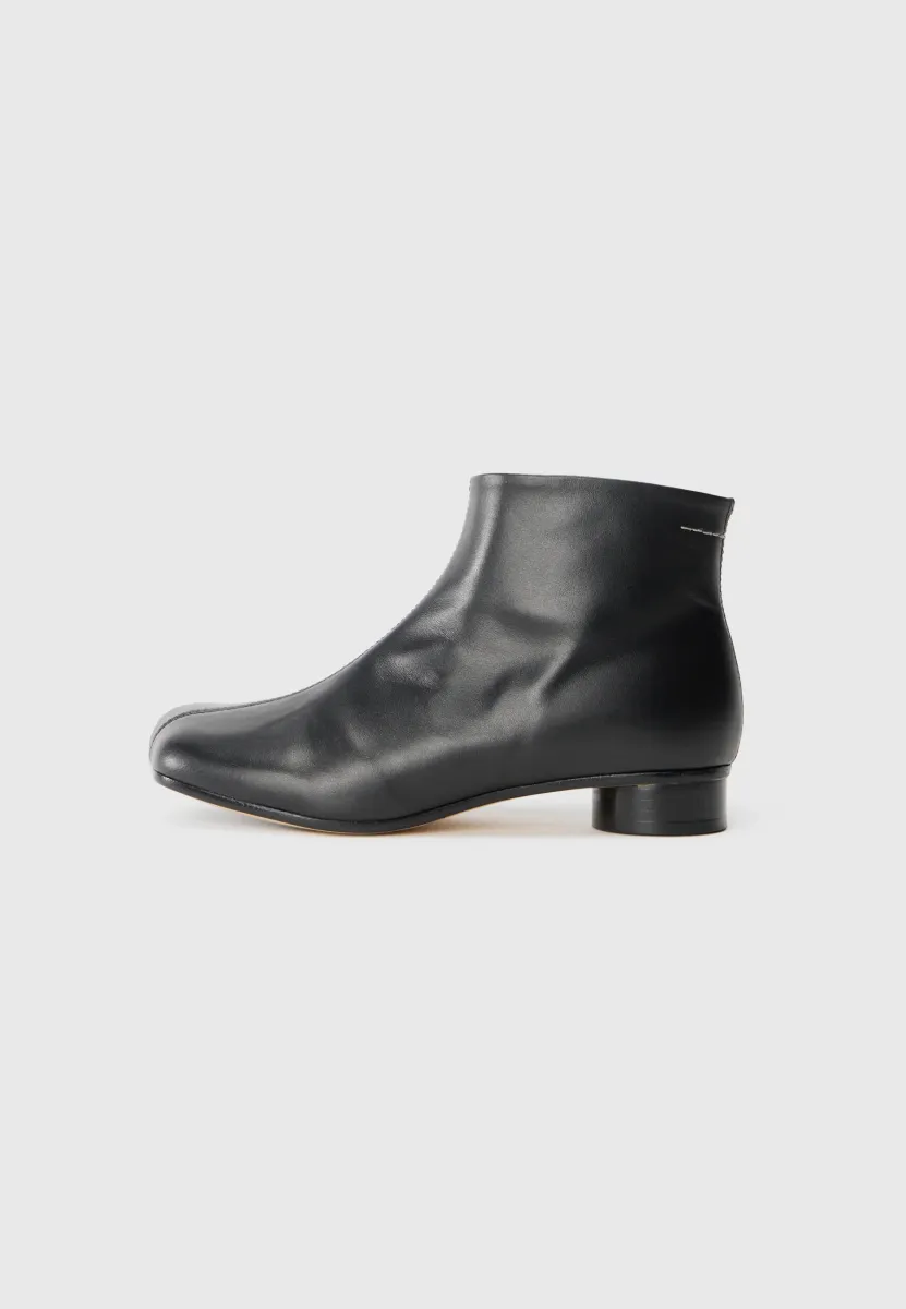 Ankle Boot - black