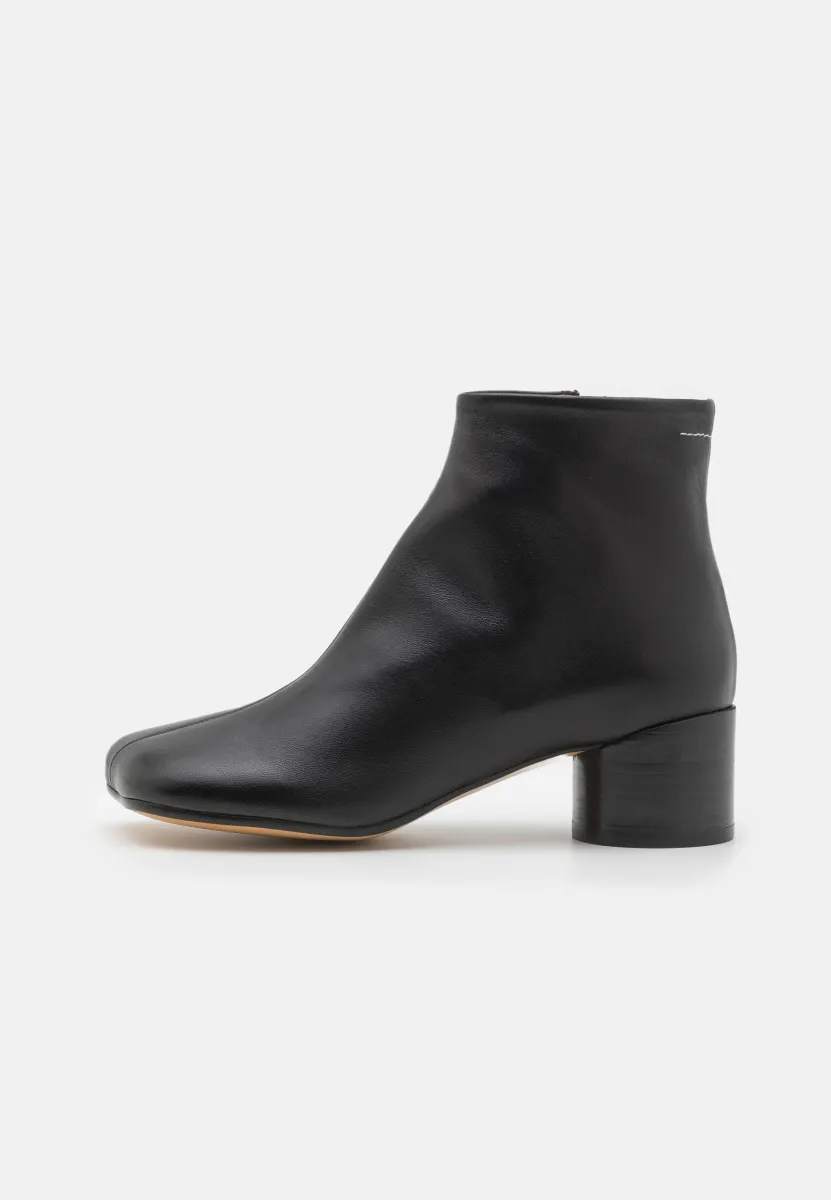 Ankle Boot - black