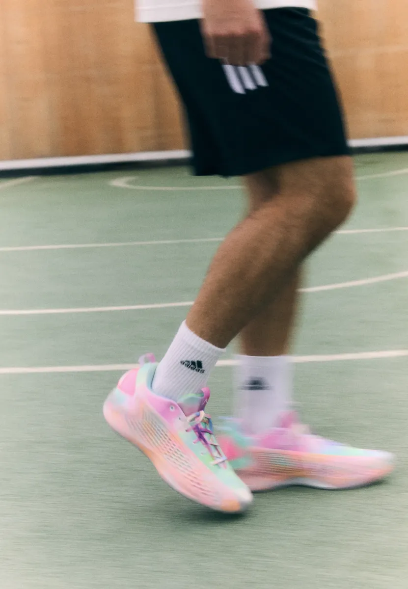 ANTHONY EDWARDS 1 LOW - Basketballschuh - white/acid orange/bliss pink