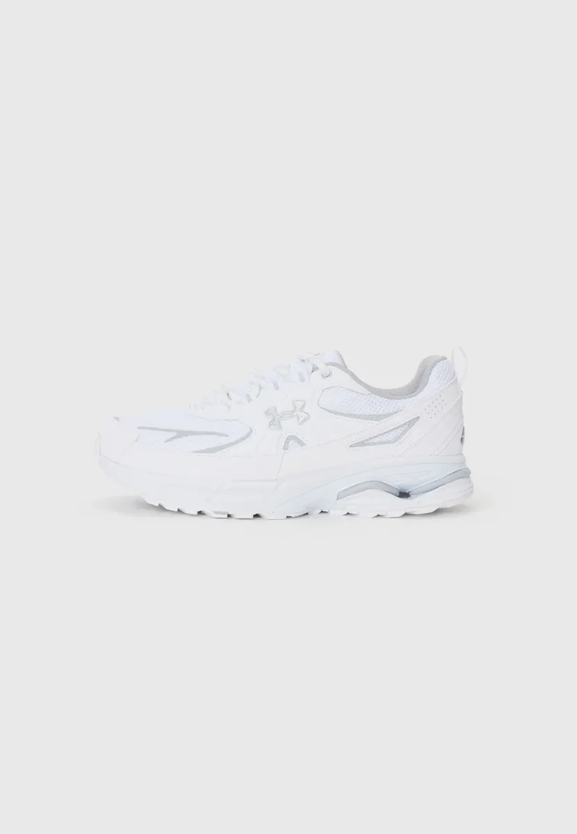 APPARITION TECH - Sneaker low - white/white/metallic silver-coloured