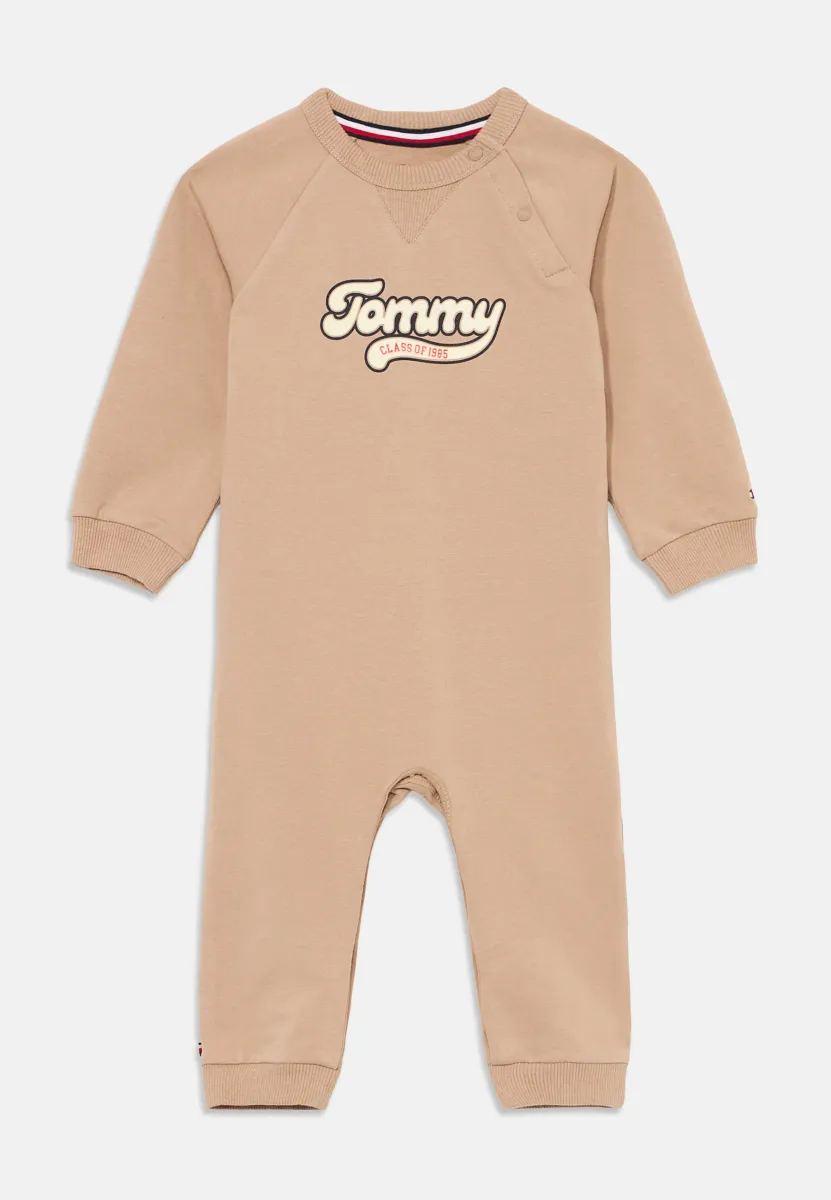 APPLIQUE COVERALL UNISEX - Jumpsuit - malted milk
