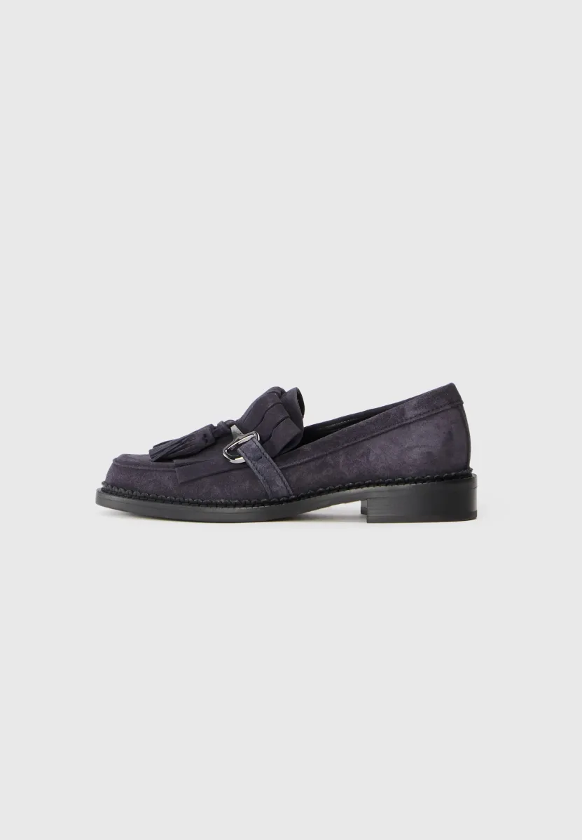 APRIL - Slipper - pacific