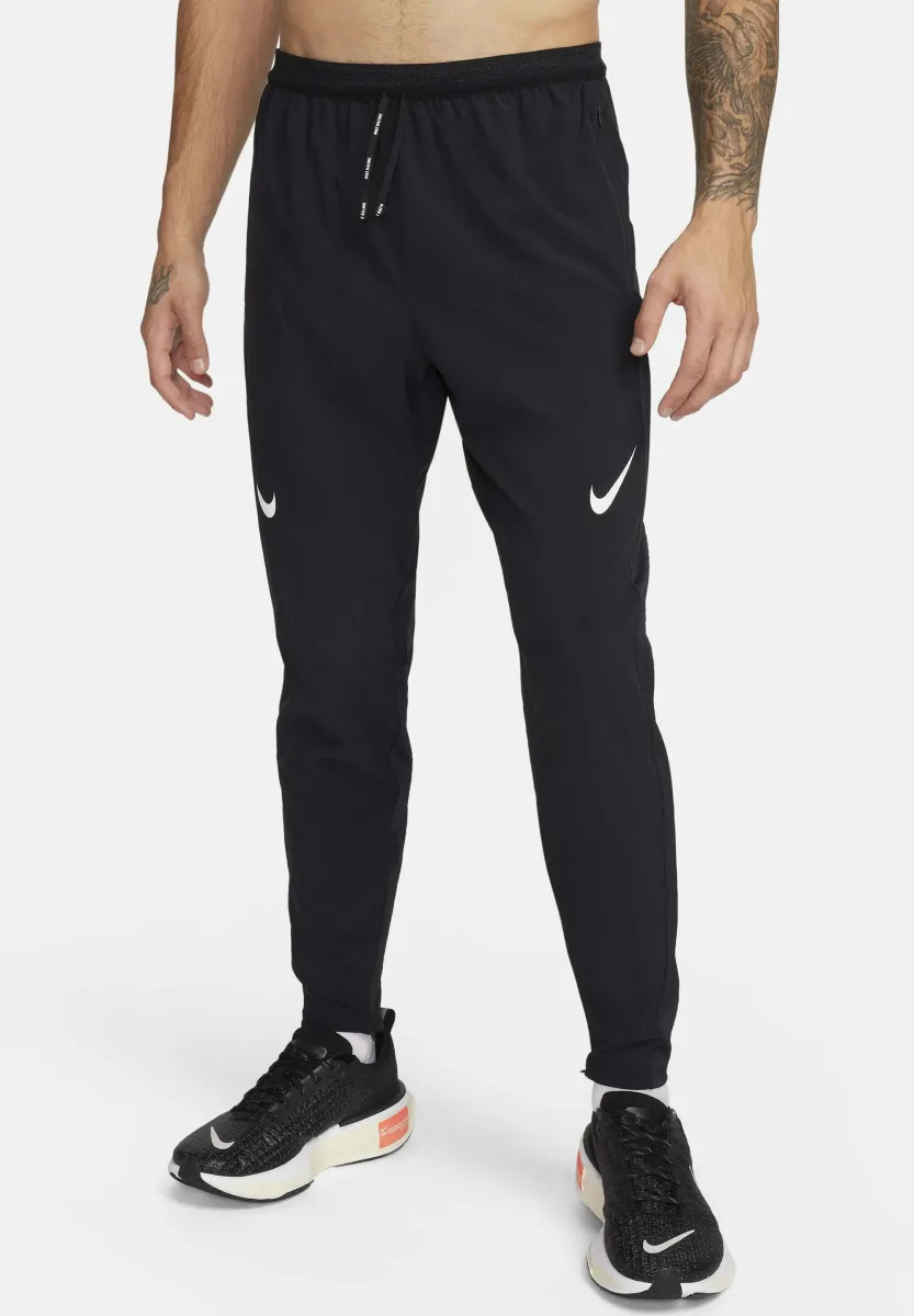 AROSWFT - Jogginghose - black/(summit white)