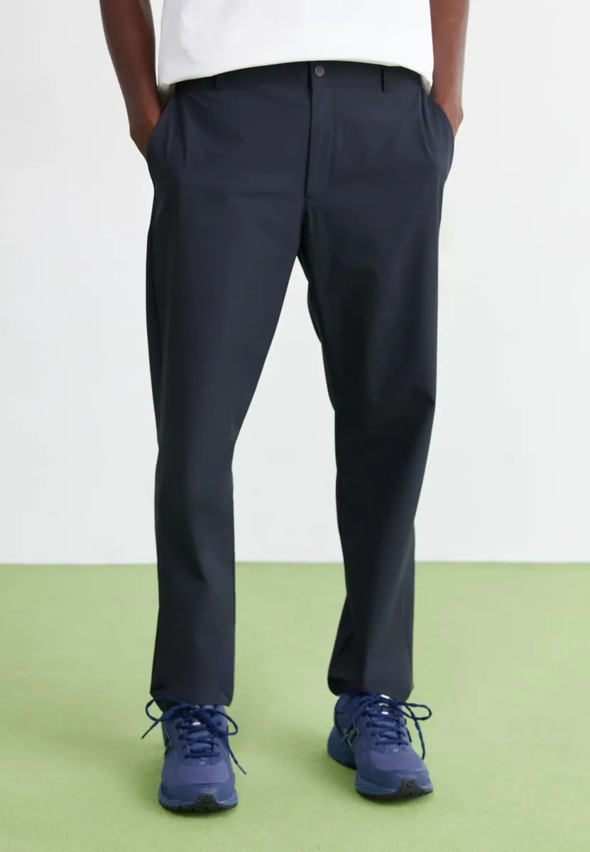 ATHLETICS RIPSTOP STANDARD TAPERED PANT  - Stoffhose - black