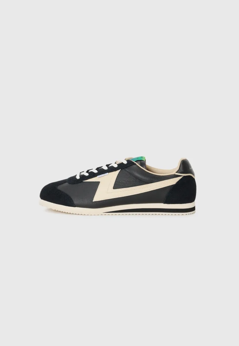 ATLANTA - Sneaker low - black