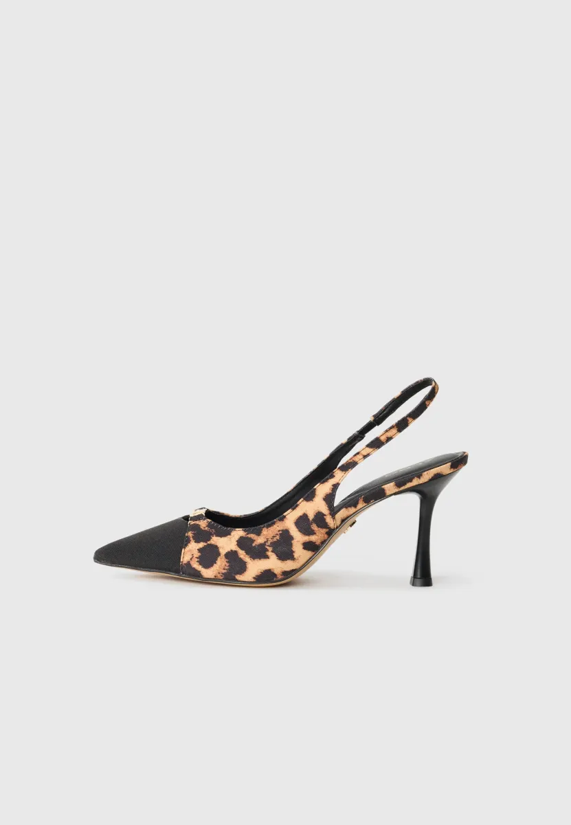 AUGUSTAS - Pumps - brown