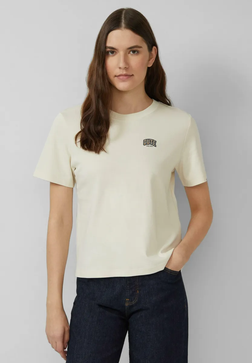 AUS INTERLOCK MIT KLEINEM PATCH - T-Shirt print - champagner