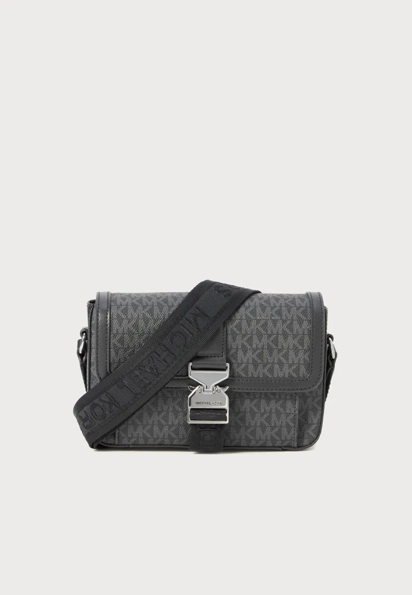 AVIATOR  - Umhängetasche - black