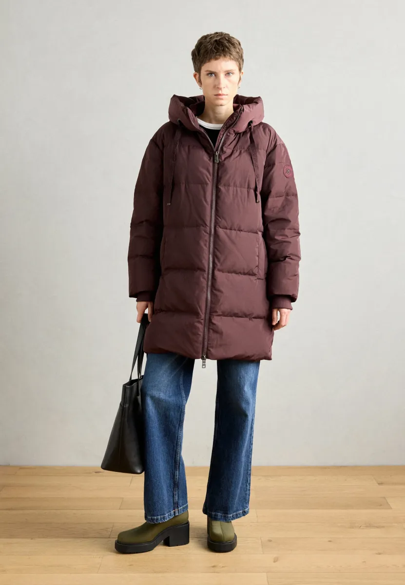 AVON - Daunenjacke - fudge