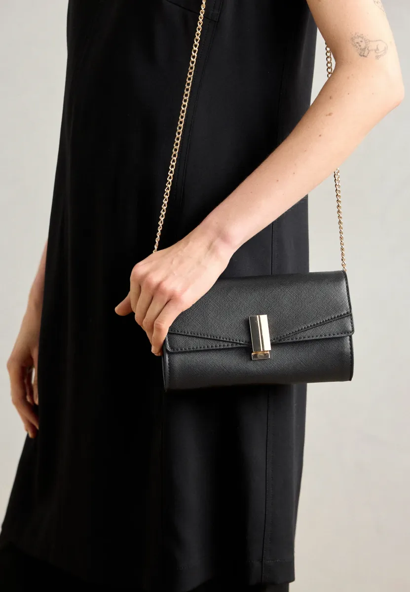 AWH-C24238 - Clutch - black