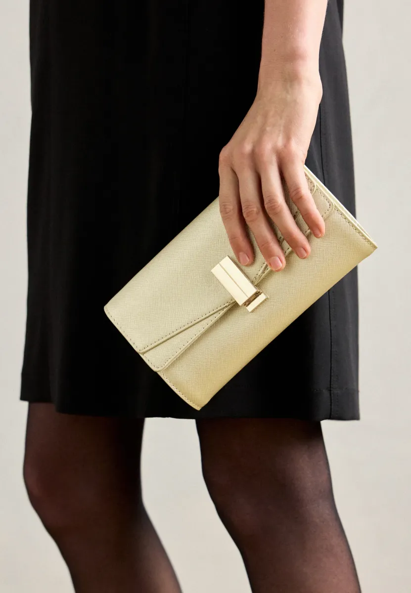AWH-C24238 - Clutch - gold-coloured