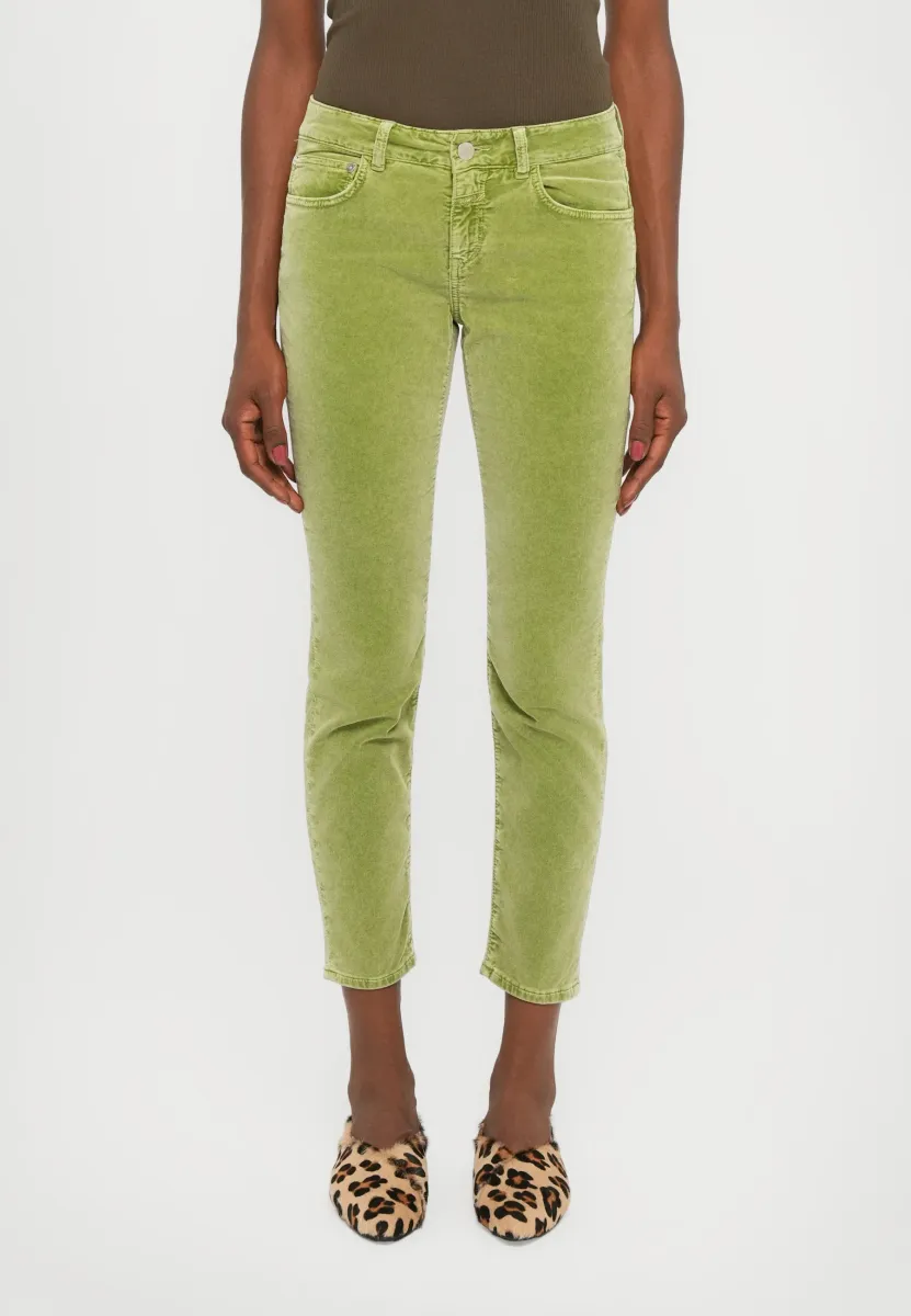 BAKER WITH SLIT - Chino - pistachio green