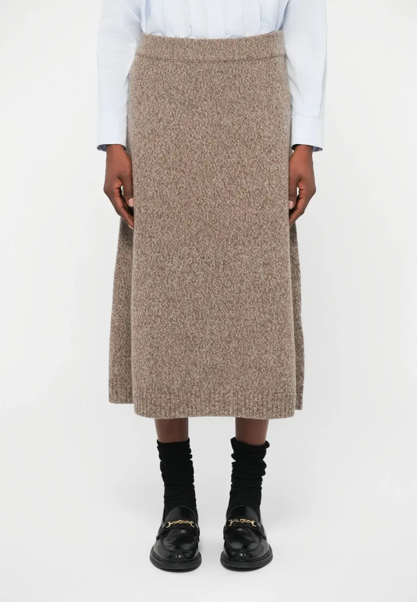 BARNABA - A-Linien-Rock - nocciola