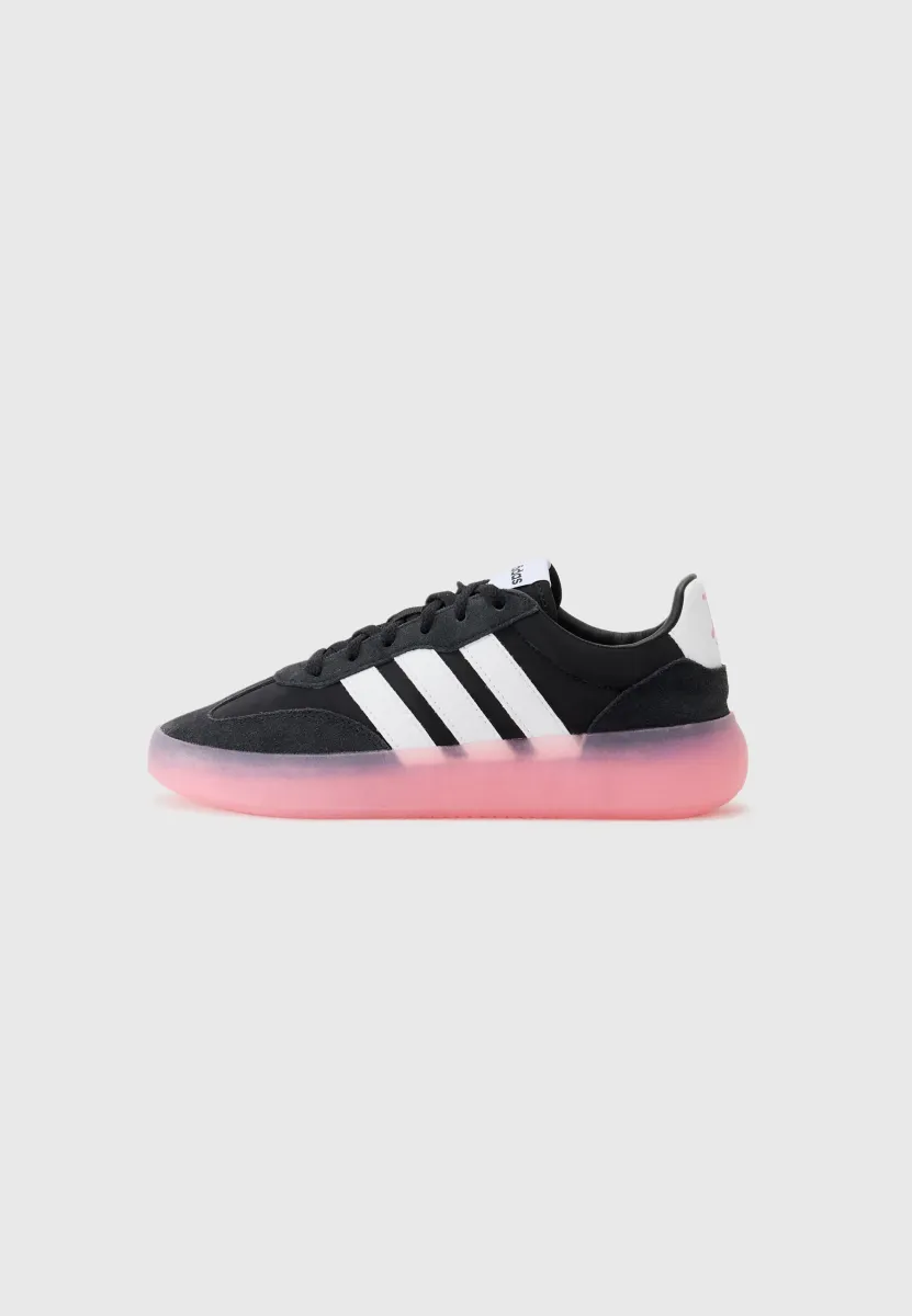 BARREDA DECODE - Indoor-Fußballschuhe - core black/ white/bliss pink